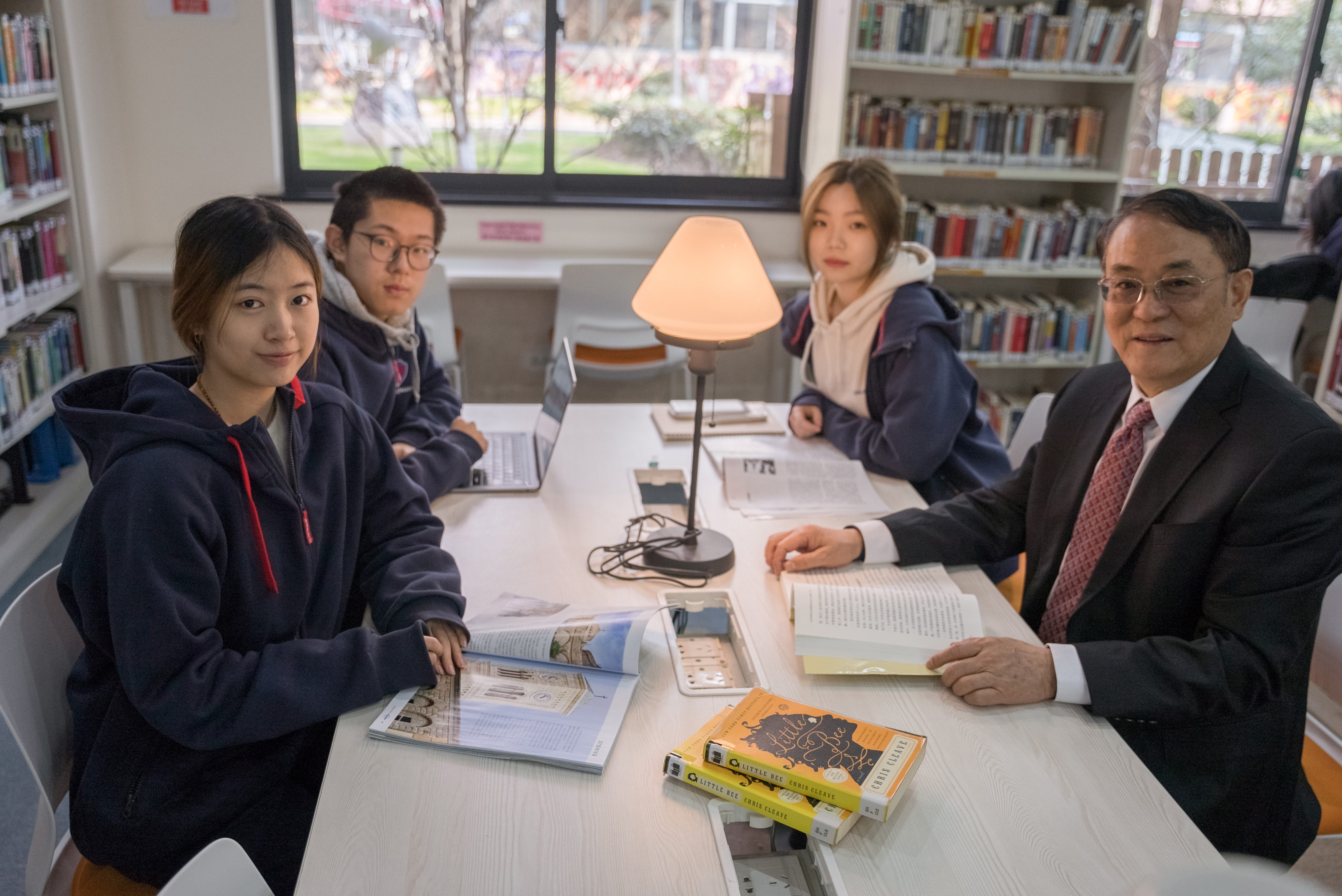 Shanghai Qibao Dwight High School — Classrooms
